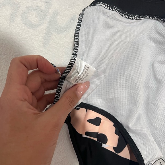 Animal print ruffle bikini - Picture 6 of 9